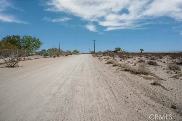 Joshua Tree, CA 92252,62826 Moonlight Mesa Street
