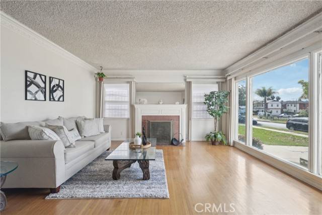 1845 West 91st Place, Los Angeles, CA 90047