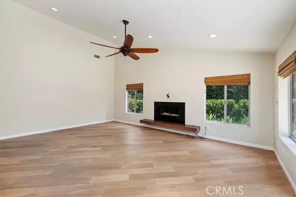 Riverside, CA 92503,10854 Beltramo Circle