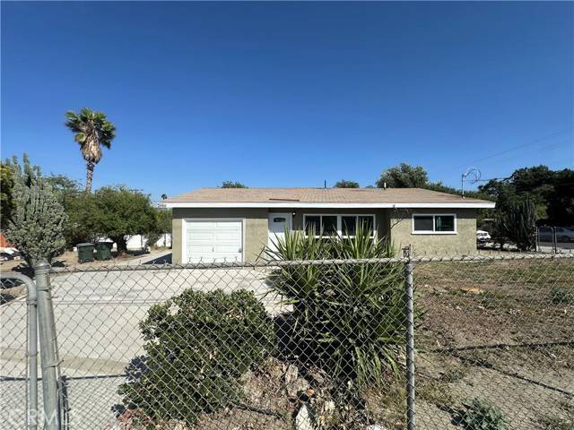 2480 Hall Avenue, Jurupa Valley, CA 92509