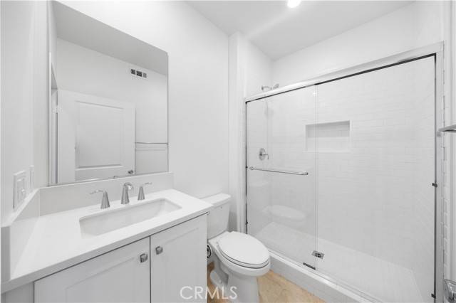 Irvine, CA 92618,458 Lobata