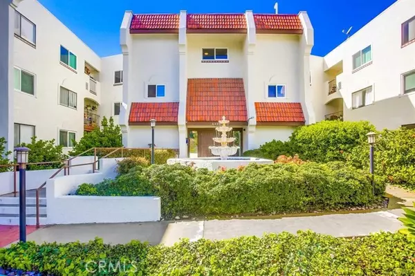 6330 Genesee Avenue, San Diego, CA 92122