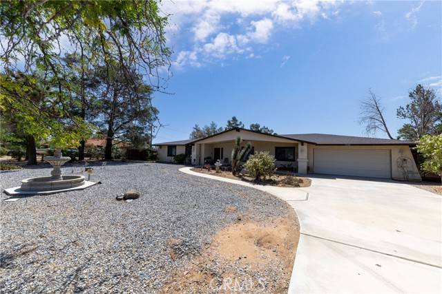 14153 Gayhead Road, Apple Valley, CA 92307