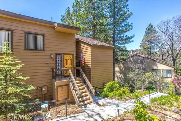 Lake Arrowhead, CA 92352,27657 Peninsula Drive