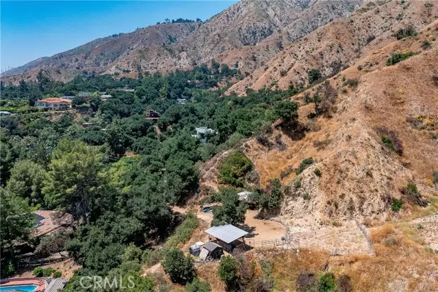 3597 Shaw Ranch Road, Pasadena, CA 91107