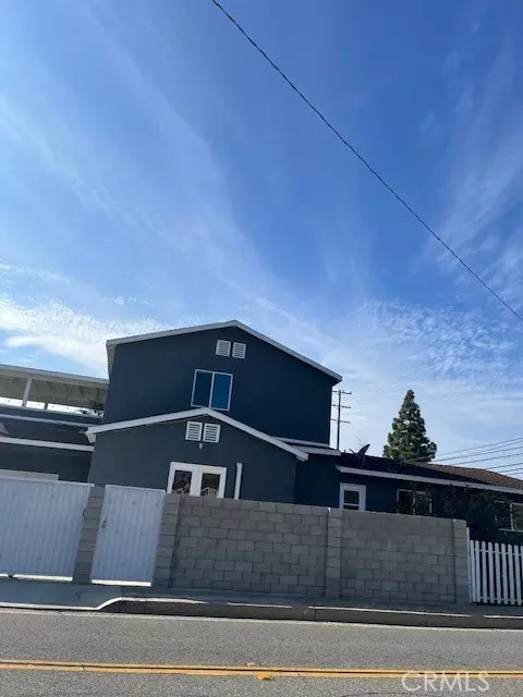 Santa Ana, CA 92707,226 East Edinger Avenue