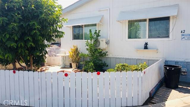 135 N Pepper Avenue, Rialto, CA 92376