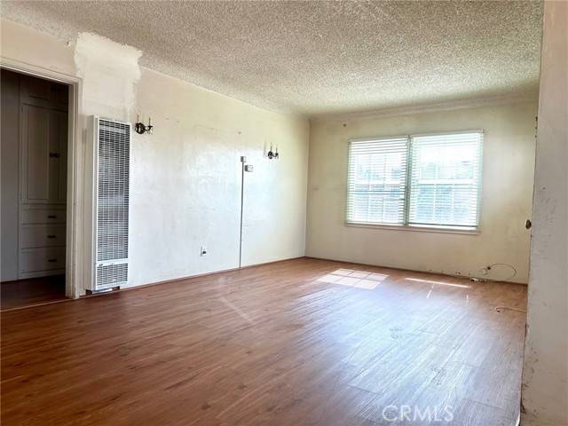 East Los Angeles, CA 90022,6116 Southside Drive