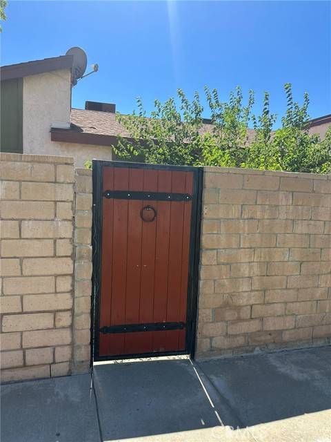 Banning, CA 92220,1323 Vista Serena Avenue