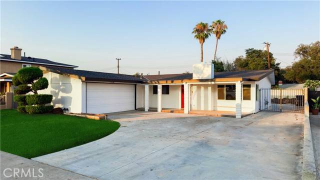 901 South Toland Street, Santa Ana, CA 92704