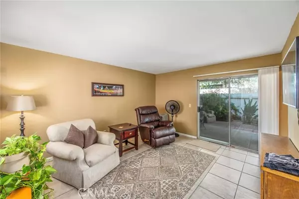 San Bernardino, CA 92407,2652 Shadow Hills Drive