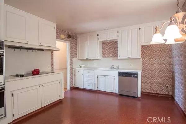 Rialto, CA 92377,5766 North Sycamore Avenue