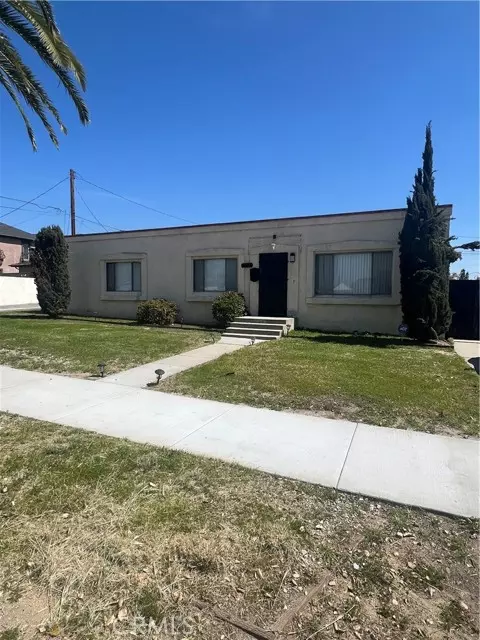 1034 North Enid Avenue, Azusa, CA 91702
