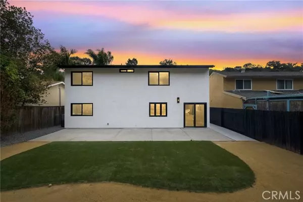 San Diego, CA 92122,4282 Robbins Street