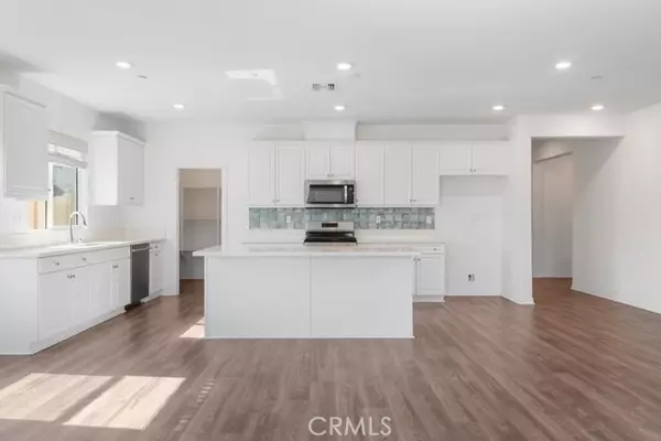 Riverside, CA 92507,19872 Season Grove Drive