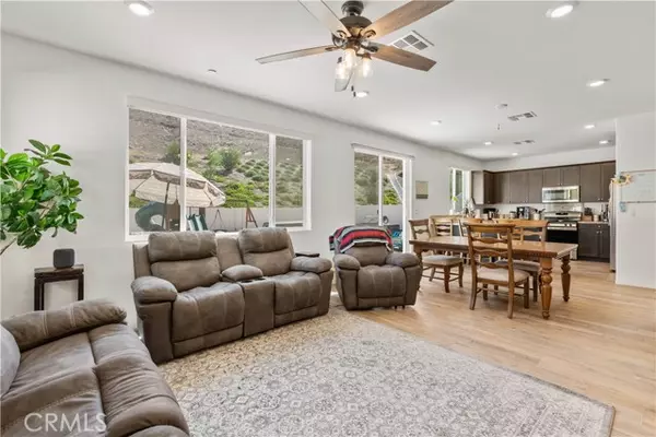 Jurupa Valley, CA 92509,6283 Big Bend Way