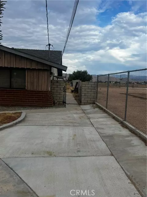 Hesperia, CA 92345,7795 E Avenue