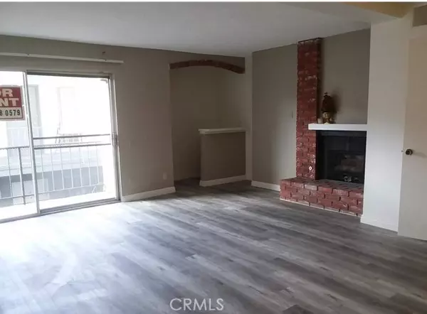 Canoga Park, CA 91304,21219 Roscoe Boulevard