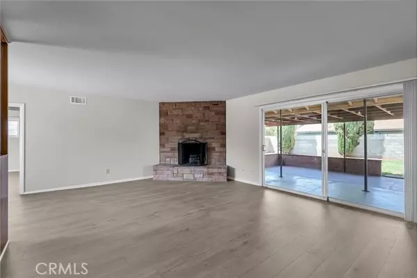 Riverside, CA 92504,5943 Grand Avenue