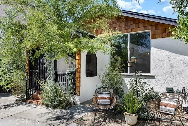Los Angeles, CA 90042,1215 North Avenue 56