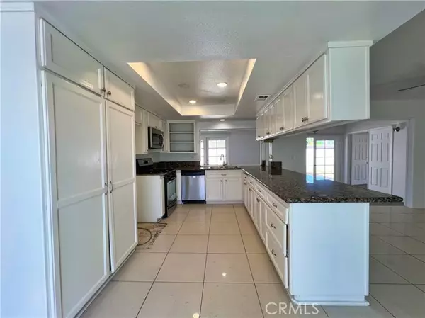Grand Terrace, CA 92313,22574 Kentfield