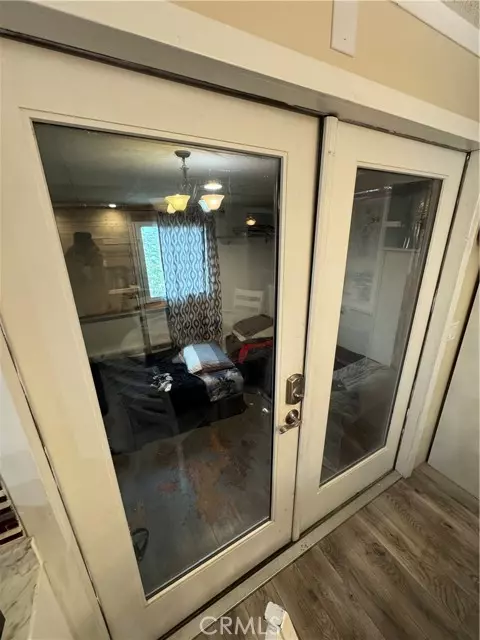 Wildomar, CA 92595,33020 Robert