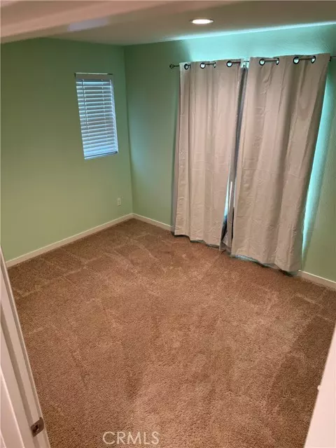 Panorama City, CA 91402,9504 North Corterra