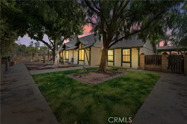 Riverside, CA 92504,16872 Iris