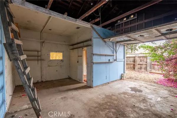 Riverside, CA 92507,957 Center Street