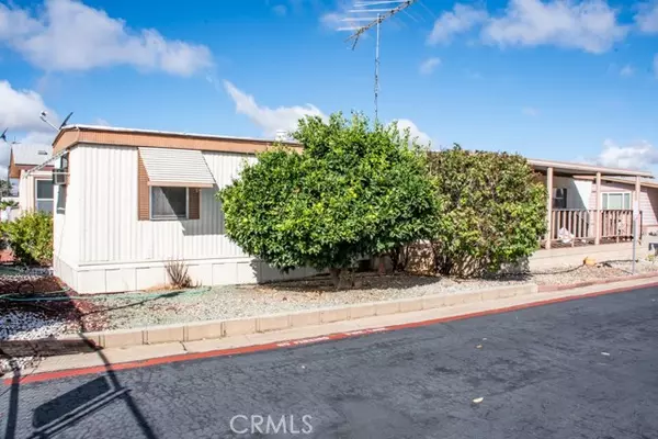 Calimesa, CA 92320,975 California