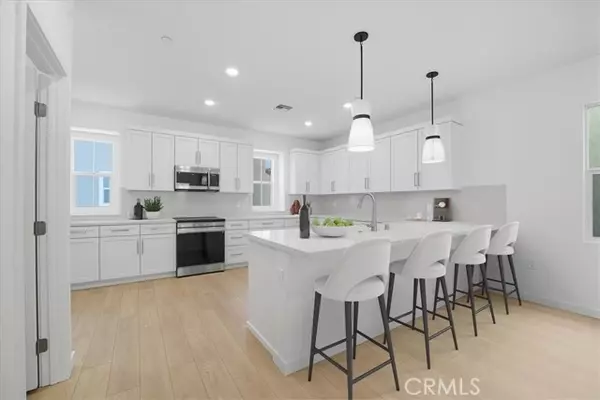 South El Monte, CA 91733,2543 Dorris St