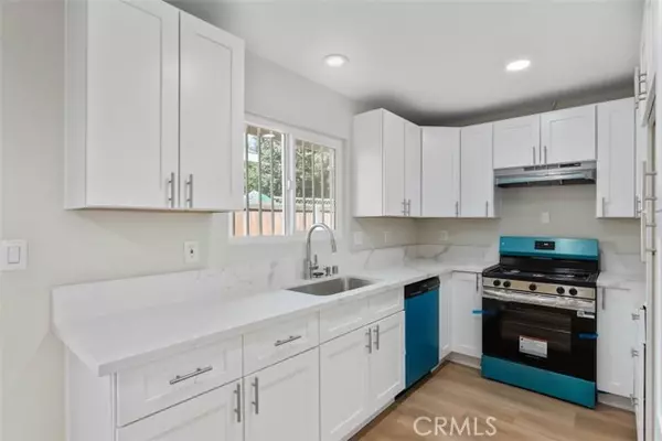 San Bernardino, CA 92410,977 North G