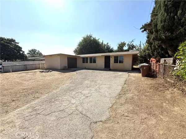 1765 Alston, Colton, CA 92324