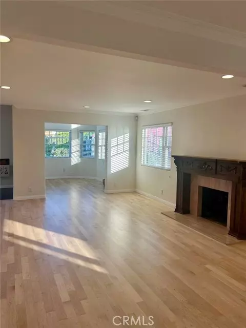 Los Angeles, CA 90066,12317 Navy Street