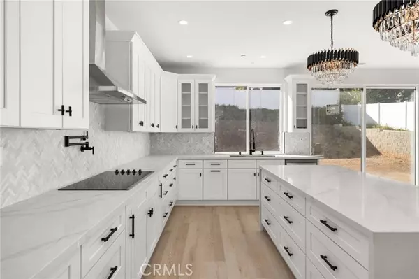 Corona, CA 92881,3704 Howe Street