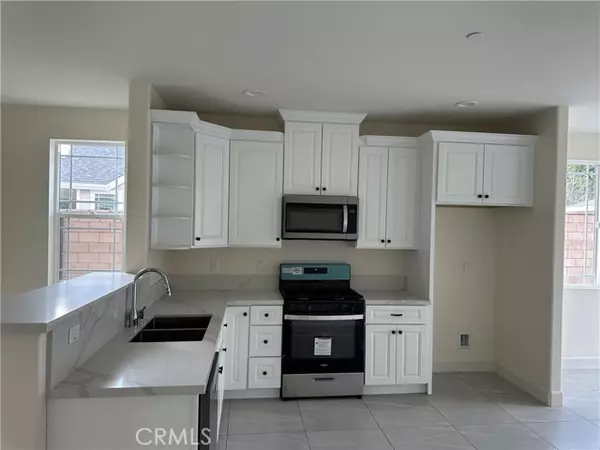 Riverside, CA 92506,5215 Peony Court