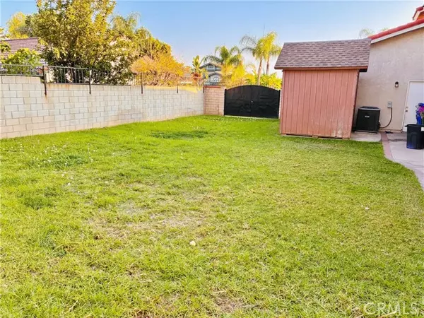 Rialto, CA 92377,582 West Galway