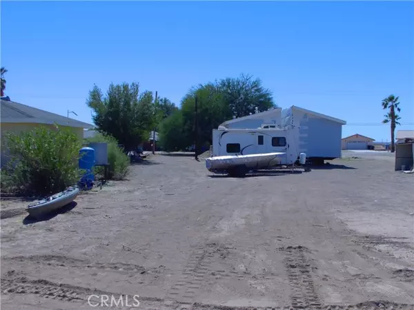 Blythe, CA 92225,2132 Riviera