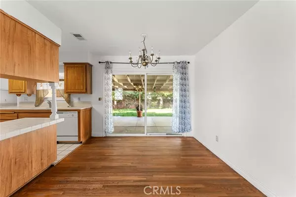 San Bernardino, CA 92404,5728 Elm