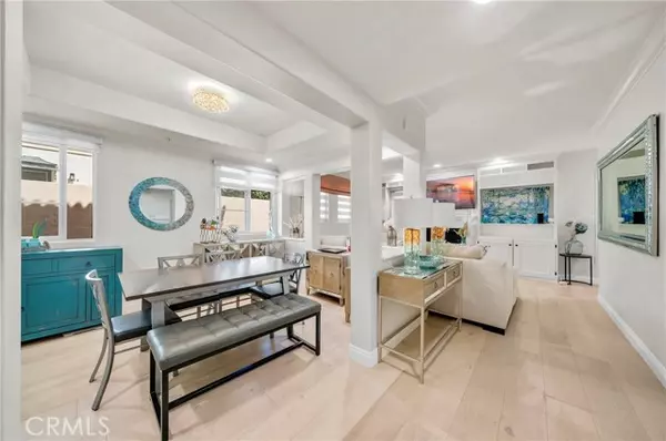 Beverly Hills, CA 90211,235 South Gale