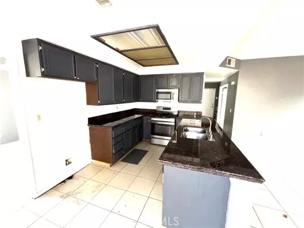 Moreno Valley, CA 92557,23650 Tonada