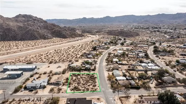 Joshua Tree, CA 92252,62113 Desert Air Road