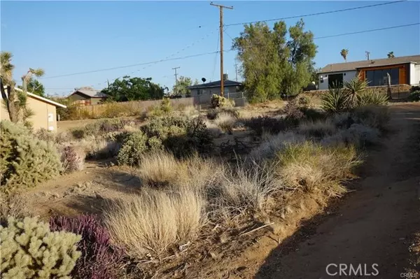 Joshua Tree, CA 92252,61539 El Cajon Drive