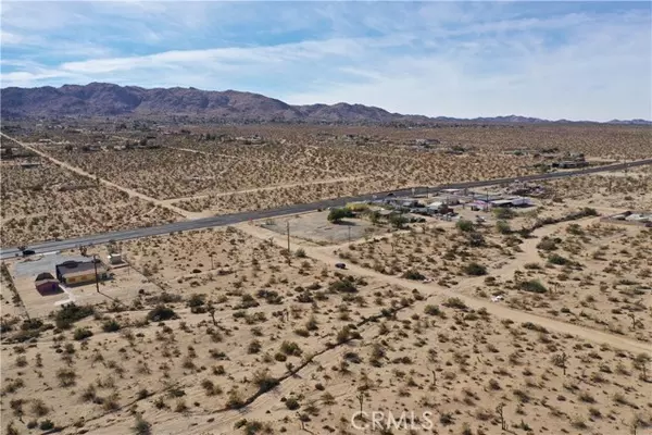 Joshua Tree, CA 92252,7900 Saddleback