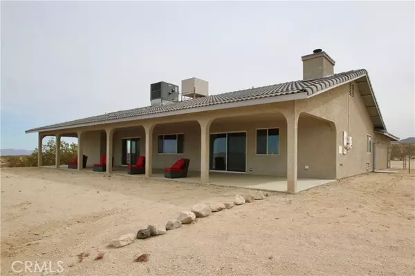 8207 Utah, 29 Palms, CA 92277