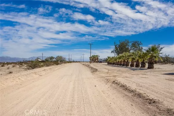 76400 Diamond Bar Road, 29 Palms, CA 92277