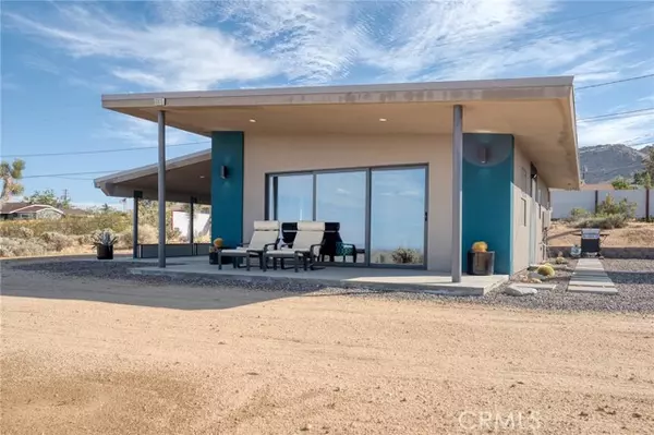 Joshua Tree, CA 92252,60815 Alta Loma Drive