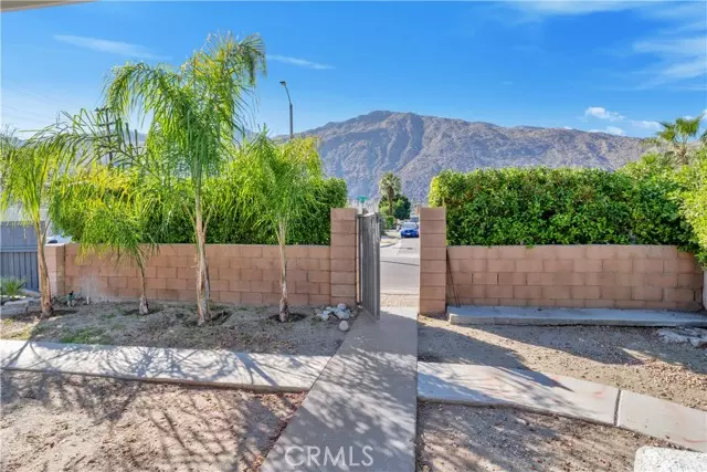 Palm Springs, CA 92264,640 South Calle Palo Fierro