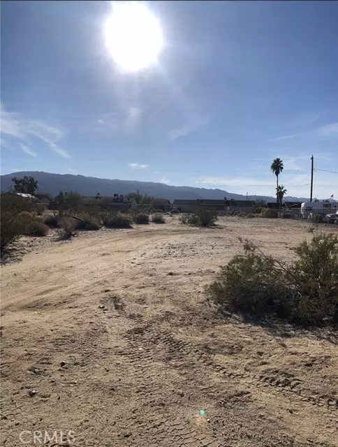 29 Palms, CA 92277,14 Flying H Road