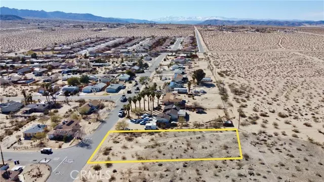 2 Sunny Slope Drive, 29 Palms, CA 92277